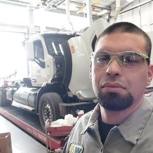 Meet your Posher, Christian